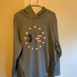Under Armour sweatshirt